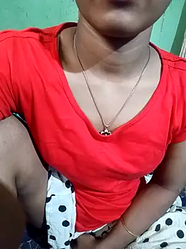 Snapshot of Cute_Couple59 chatting on November 23, 2025, 8:36 am Cute Couple59 online show from November 23, 2025, 8:36 am