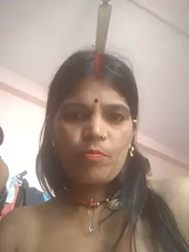 Snapshot of Hott_cutgirl chatting on October 9, 2025, 7:06 am Hott cutgirl online show from October 9, 2025, 7:06 am