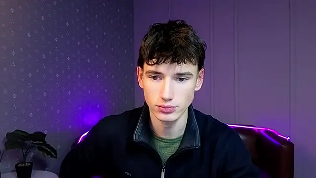 Max Foks online show from December 23, 2025, 10:46 am