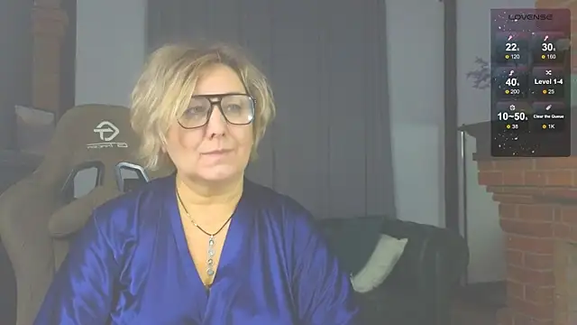 Marta Wils online show from December 2, 2025, 6:30 am