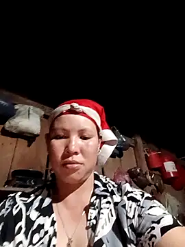 callistra online show from December 22, 2025, 2:14 pm