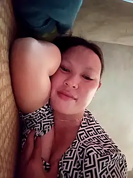 callistra online show from April 12, 2026, 4:50 am