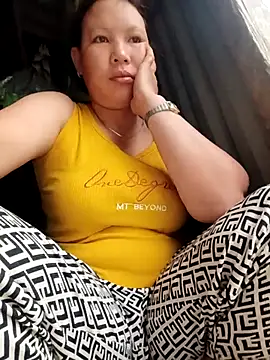 callistra online show from April 13, 2026, 10:59 pm