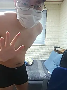 kangwoon2525 online show from January 17, 2026, 1:21 am