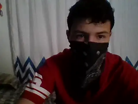 Snapshot of El_awo_ chatting on September 23, 2025, 4:10 pm El awo  online show from September 23, 2025, 4:10 pm