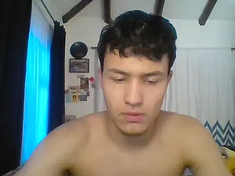 Snapshot of El_awo_ chatting on September 30, 2025, 6:57 pm El awo  online show from September 30, 2025, 6:57 pm