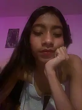 Snapshot of Lamorena_Hot chatting on September 18, 2025, 4:03 am Lamorena Hot online show from September 18, 2025, 4:03 am