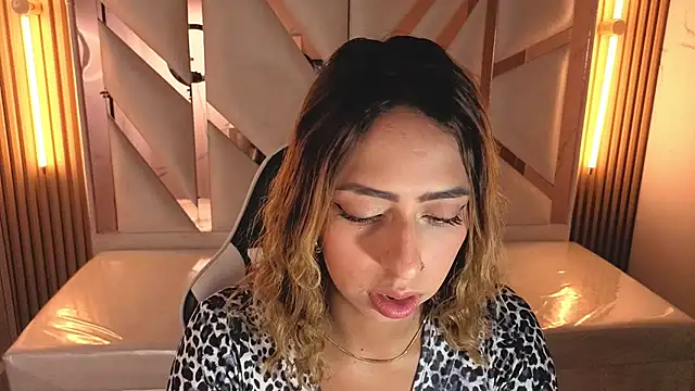 Snapshot of tamara_tp chatting on February 10, 2026, 12:53 pm tamara tp online show from February 10, 2026, 12:53 pm