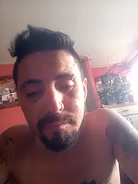 Lionardovssf35 online show from October 15, 2025, 7:58 pm