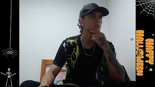 NicoFlame0907 online show from October 28, 2025, 4:38 am