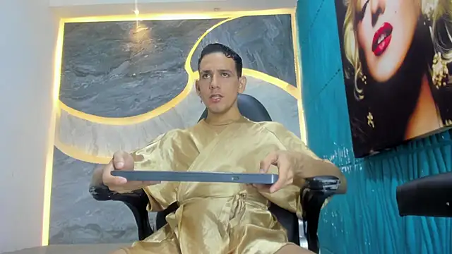 Snapshot of Noha_Deluxe chatting on October 19, 2025, 2:50 pm Noha Deluxe online show from October 19, 2025, 2:50 pm