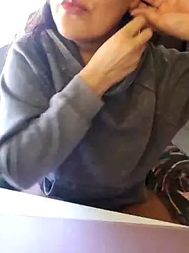 sw33th3art online show from October 21, 2025, 7:36 pm