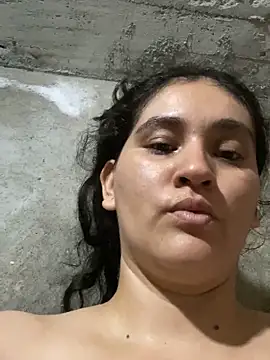 lunasexyhot18 online show from September 22, 2025, 5:15 pm