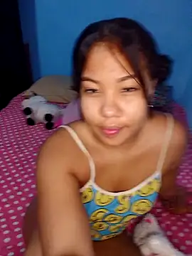 little onixx online show from November 12, 2025, 12:49 pm