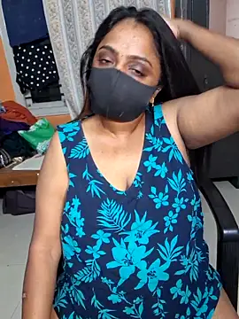 queendivya online show from May 25, 2026, 5:08 pm