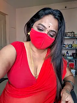 Snapshot of queendivya chatting on July 16, 2026, 5:02 am queendivya online show from July 16, 2026, 5:02 am