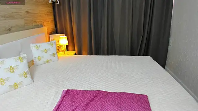 Snapshot of Alisa_Glamour chatting on October 11, 2025, 12:47 pm Alisa Glamour online show from October 11, 2025, 12:47 pm