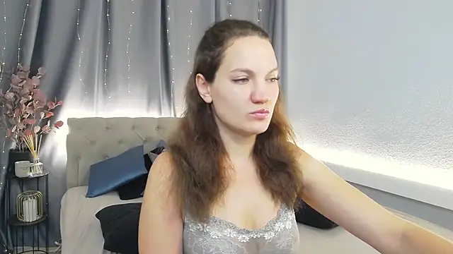IvetaRayy online show from October 19, 2025, 10:16 am