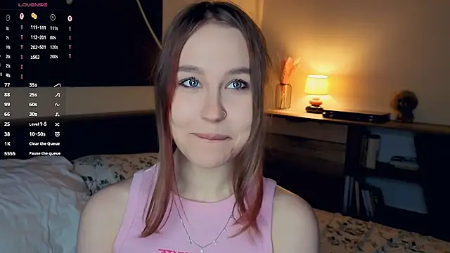 MaliaBourraine online show from November 29, 2025, 7:11 am