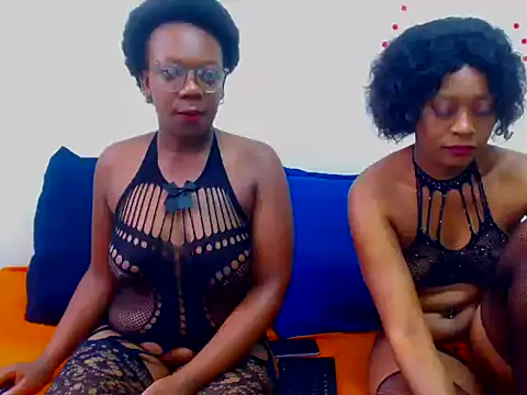 SexyCloe45 online show from November 7, 2025, 5:29 am