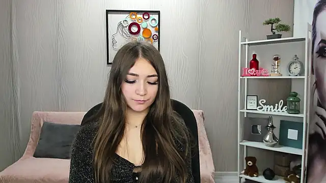 EllaClarke online show from February 15, 2026, 12:03 pm