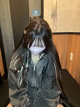 Snapshot of Yua_nyan_cute chatting on October 18, 2025, 2:36 am Yua nyan cute online show from October 18, 2025, 2:36 am