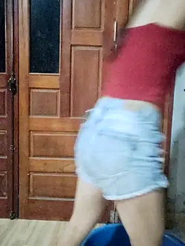 Snapshot of phuongxinhxan chatting on March 4, 2026, 1:06 pm phuongxinhxan online show from March 4, 2026, 1:06 pm