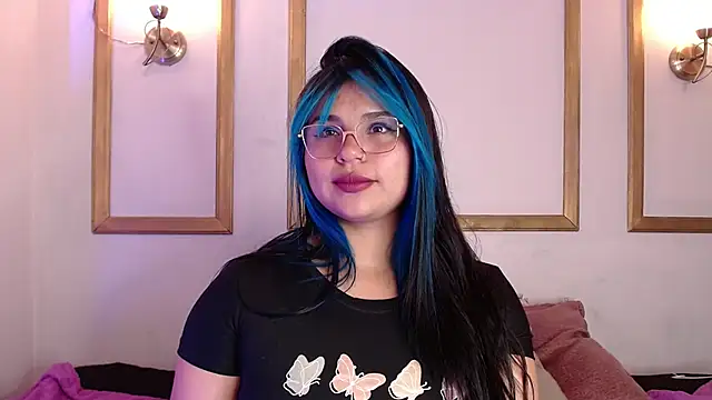 Snapshot of Nairovy_ chatting on October 14, 2025, 3:40 am Nairovy  online show from October 14, 2025, 3:40 am