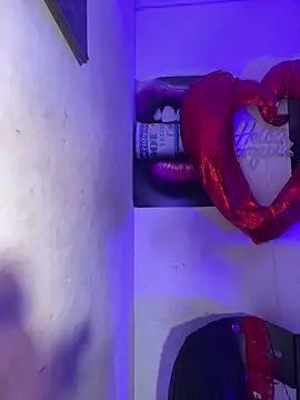 becca wilsson online show from February 15, 2026, 1:31 pm