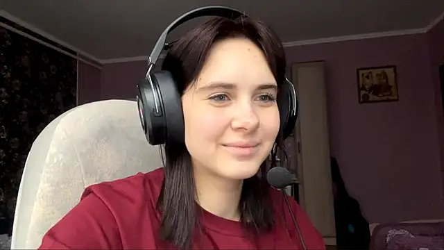 Snapshot of MollyPartey chatting on September 24, 2025, 5:55 am MollyPartey online show from September 24, 2025, 5:55 am