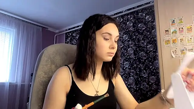 Snapshot of MollyPartey chatting on October 3, 2025, 9:50 am MollyPartey online show from October 3, 2025, 9:50 am