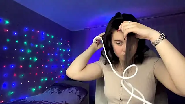 Snapshot of MollyPartey chatting on October 12, 2025, 3:55 pm MollyPartey online show from October 12, 2025, 3:55 pm