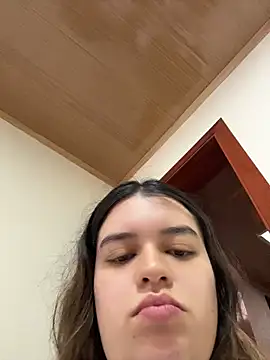 Aphrill online show from April 23, 2026, 8:55 pm