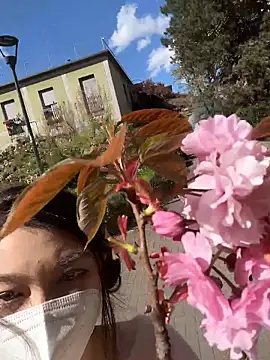 fioralba online show from March 30, 2026, 1:23 pm