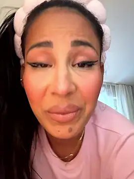 Snapshot of Stella_dauergeil chatting on October 3, 2025, 2:58 pm Stella dauergeil online show from October 3, 2025, 2:58 pm