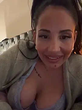 Snapshot of Stella_dauergeil chatting on October 6, 2025, 7:22 pm Stella dauergeil online show from October 6, 2025, 7:22 pm