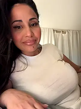 Snapshot of Stella_dauergeil chatting on October 8, 2025, 9:29 am Stella dauergeil online show from October 8, 2025, 9:29 am