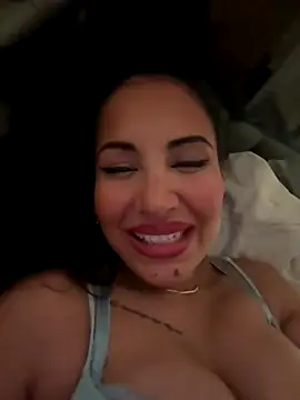 Snapshot of Stella_dauergeil chatting on October 21, 2025, 5:46 pm Stella dauergeil online show from October 21, 2025, 5:46 pm