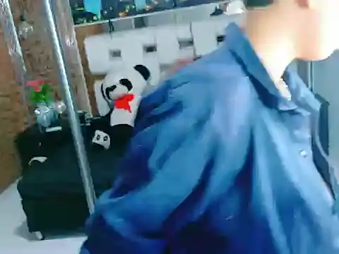 Snapshot of Twindesires chatting on October 19, 2025, 3:51 am Twindesires online show from October 19, 2025, 3:51 am