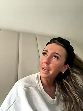 Scotishminx25 online show from October 3, 2025, 11:18 am