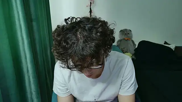 Snapshot of dreamgonetan chatting on September 28, 2025, 8:42 am dreamgonetan online show from September 28, 2025, 8:42 am