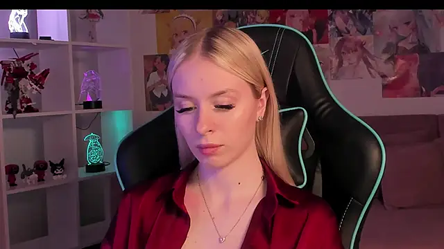 MiaGraces online show from November 15, 2025, 5:38 am