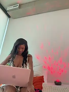 LoveDreaux online show from December 16, 2025, 8:14 pm