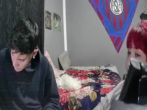 Miguel19971 online show from September 22, 2025, 4:58 am