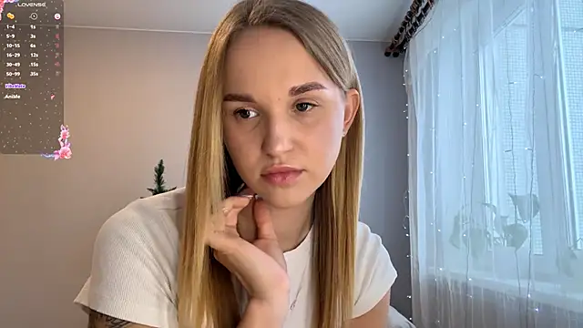 TanekaBoitel online show from January 12, 2026, 12:32 pm