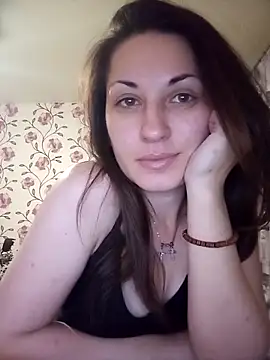 Snapshot of RitaLovvee chatting on October 17, 2025, 6:54 pm RitaLovvee online show from October 17, 2025, 6:54 pm