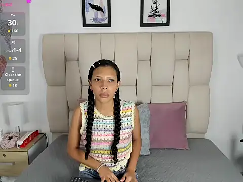 megansweet97 online show from October 19, 2025, 7:14 pm