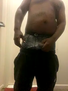 Snapshot of girlwatt chatting on October 8, 2025, 11:57 pm girlwatt online show from October 8, 2025, 11:57 pm