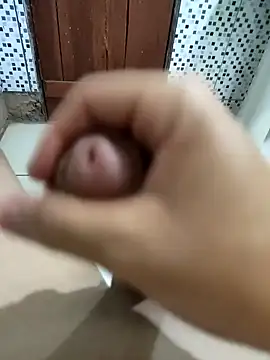 Snapshot of teuszim1923 chatting on September 21, 2025, 7:04 pm teuszim1923 online show from September 21, 2025, 7:04 pm