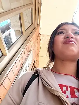 Snapshot of SALOME-28_ chatting on February 9, 2026, 3:05 pm SALOME-28 online show from February 9, 2026, 3:05 pm